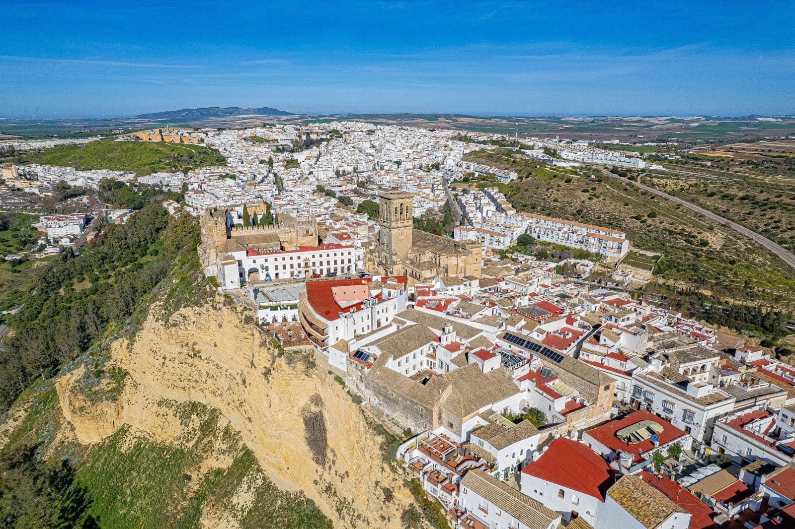 5 soveværelse Byhus til salg i Arcos de la Frontera - € 250.000 (Ref: 8874652)