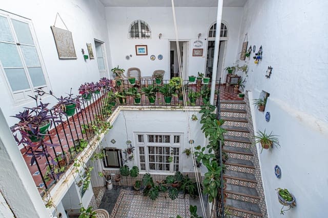 5 camera da letto Casa in vendita in Arcos de la Frontera - 250.000 € (Rif: 8874652)