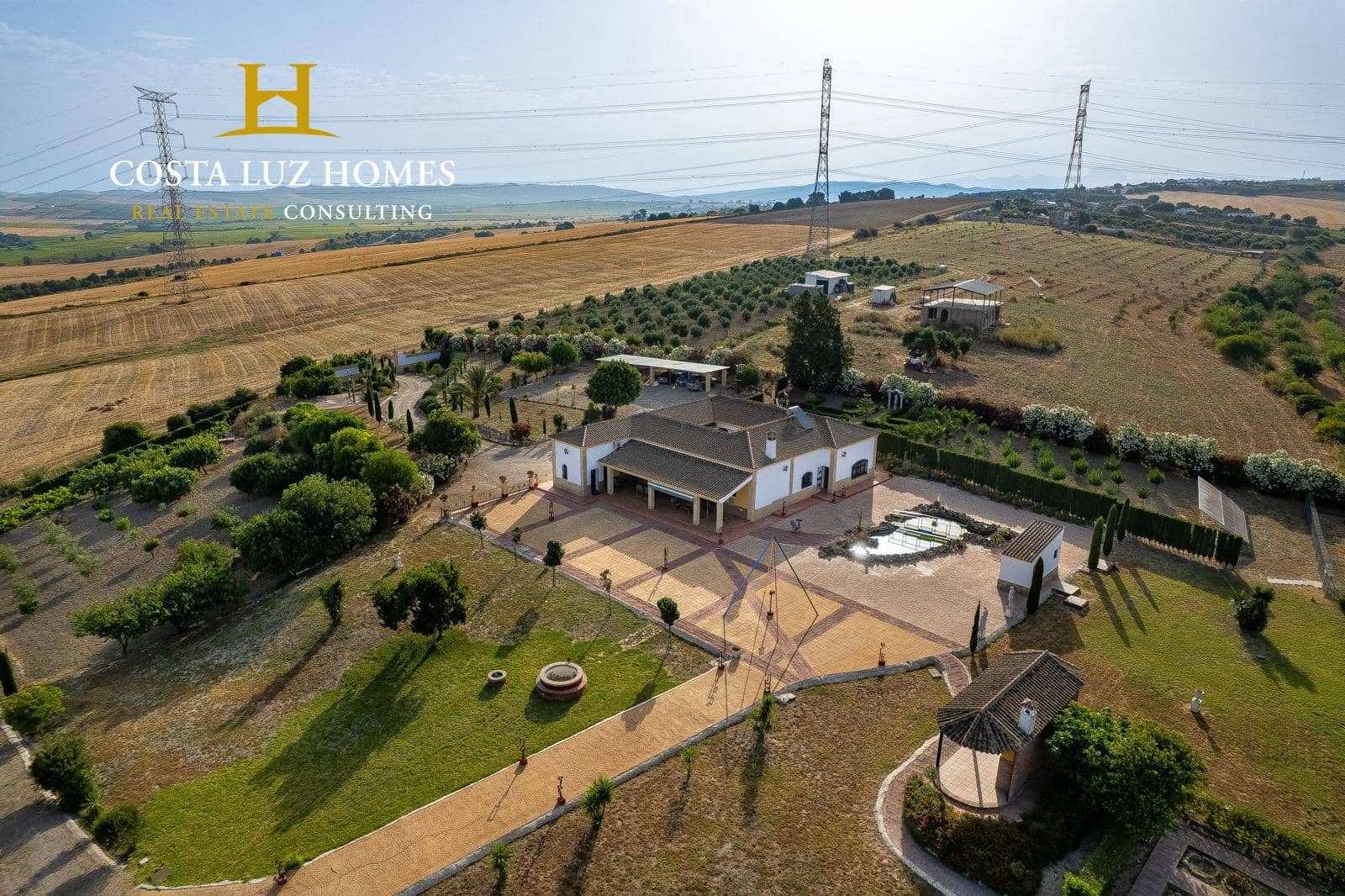 4 bedroom Finca/Country House for sale in Arcos de la Frontera with pool - € 600,000 (Ref: 9078055)