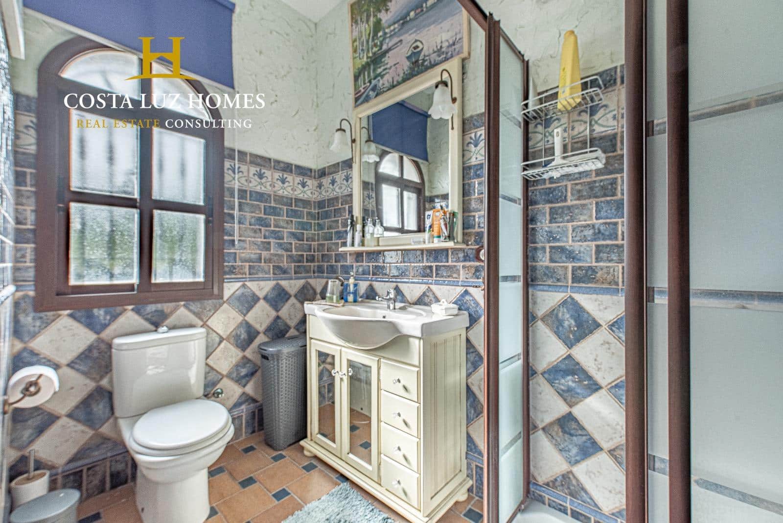 4 bedroom Finca/Country House for sale in Arcos de la Frontera with pool - € 600,000 (Ref: 9078055)