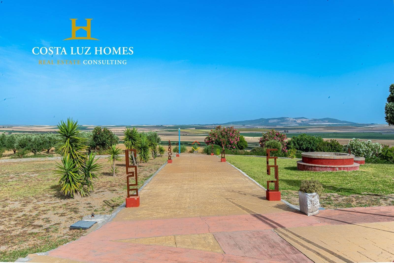 4 bedroom Finca/Country House for sale in Arcos de la Frontera with pool - € 600,000 (Ref: 9078055)