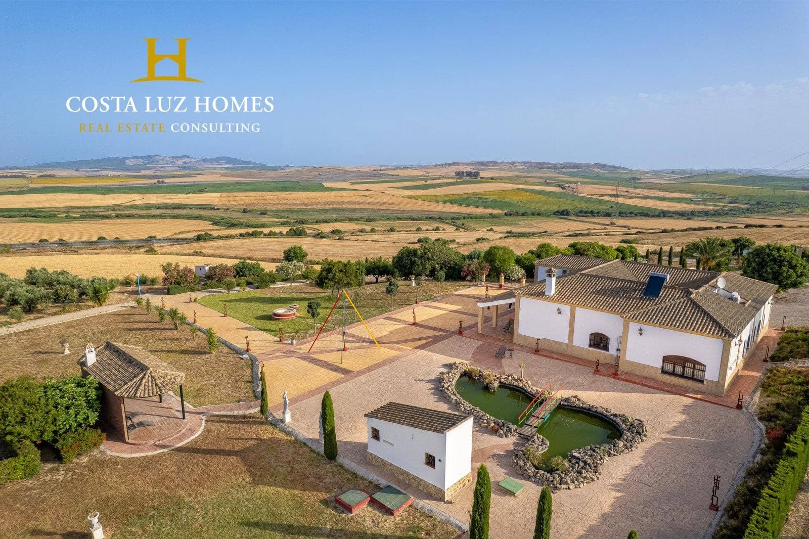 4 bedroom Finca/Country House for sale in Arcos de la Frontera with pool - € 600,000 (Ref: 9078055)