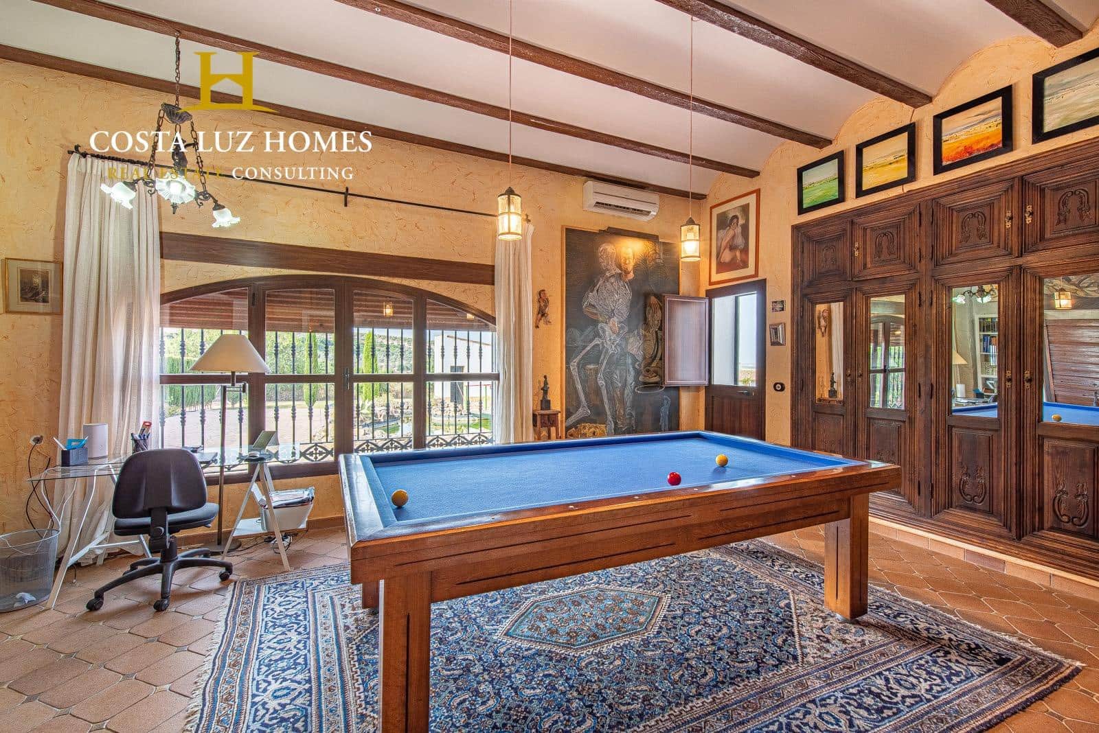 4 bedroom Finca/Country House for sale in Arcos de la Frontera with pool - € 600,000 (Ref: 9078055)