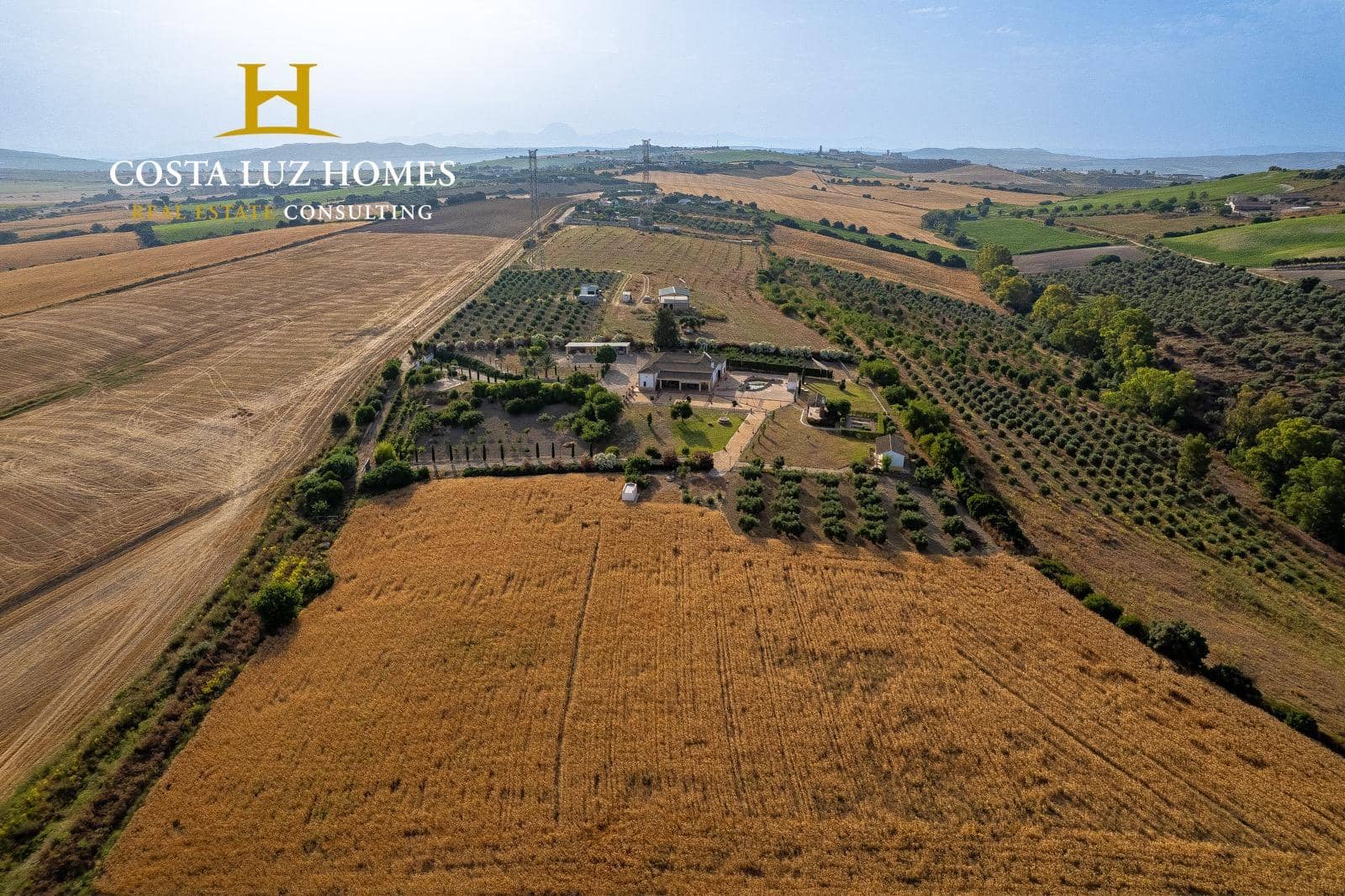 4 bedroom Finca/Country House for sale in Arcos de la Frontera with pool - € 600,000 (Ref: 9078055)