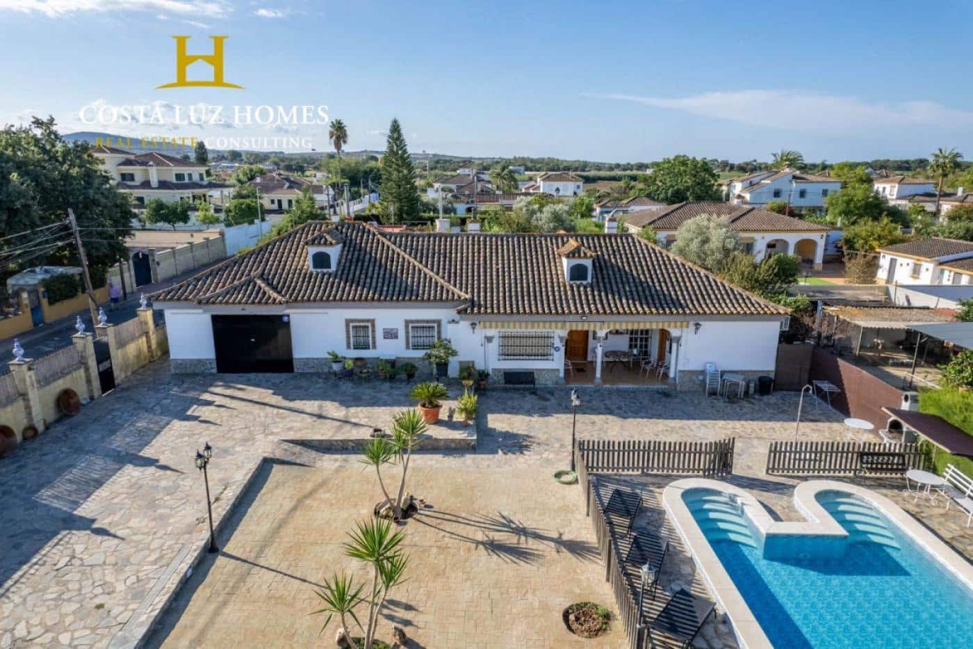 4 soveværelse Villa til salg i Arcos de la Frontera med swimmingpool garage - € 360.000 (Ref: 9152278)