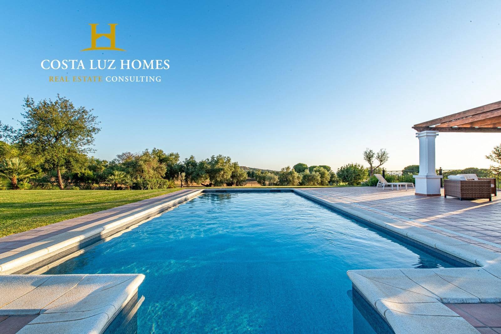 4 soverom Villa til salgs i Arcos de la Frontera med svømmebasseng garasje - € 810 000 (Ref: 9264654)