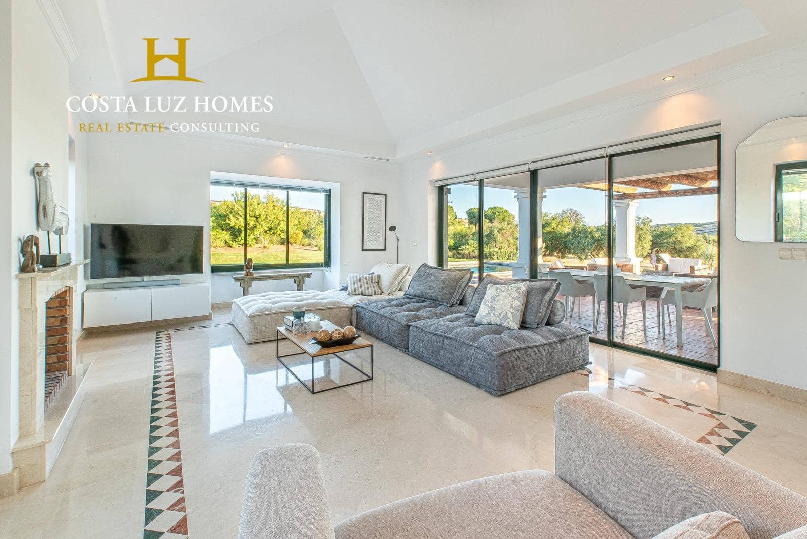 4 soverom Villa til salgs i Arcos de la Frontera med svømmebasseng garasje - € 810 000 (Ref: 9264654)