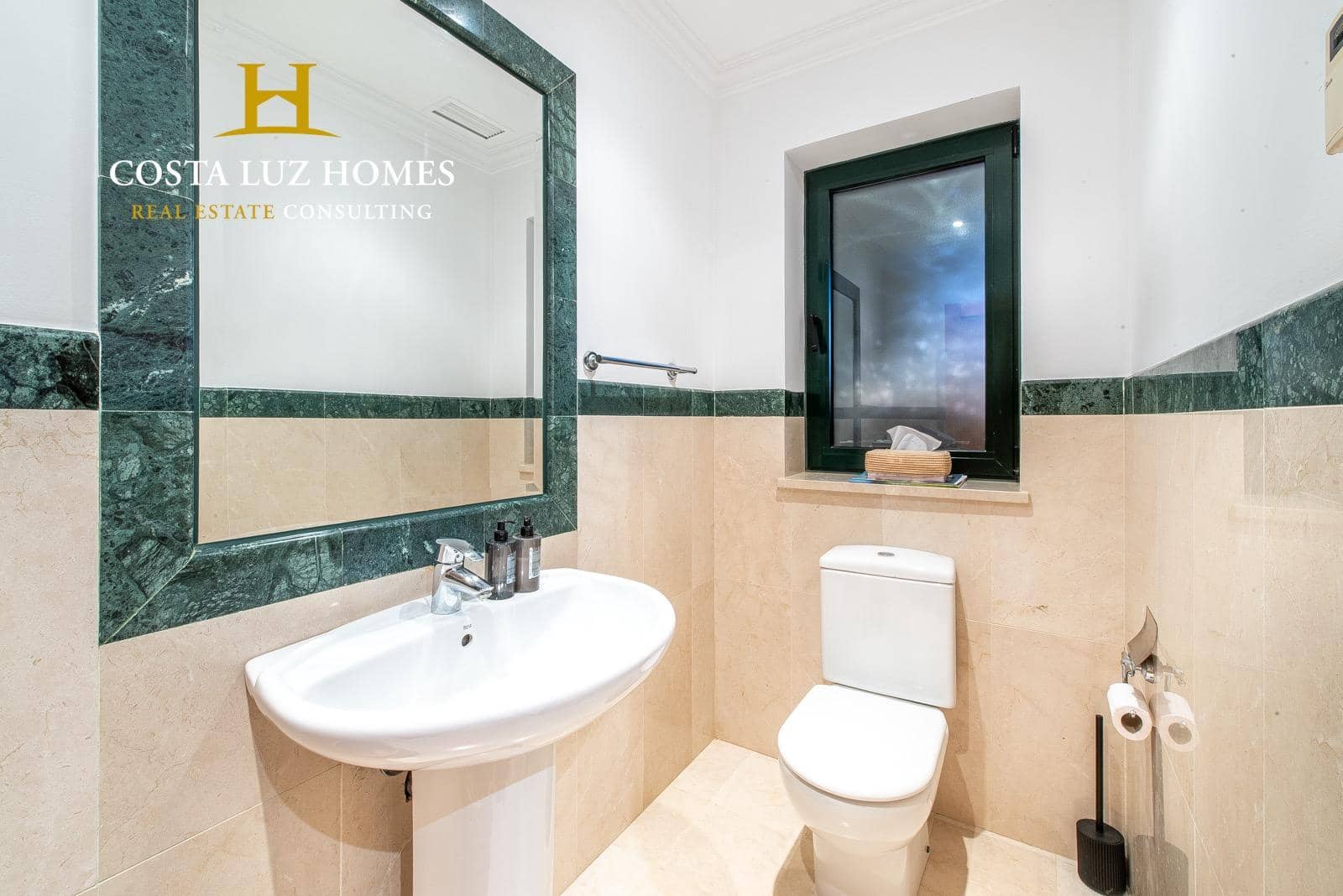 4 soverom Villa til salgs i Arcos de la Frontera med svømmebasseng garasje - € 810 000 (Ref: 9264654)