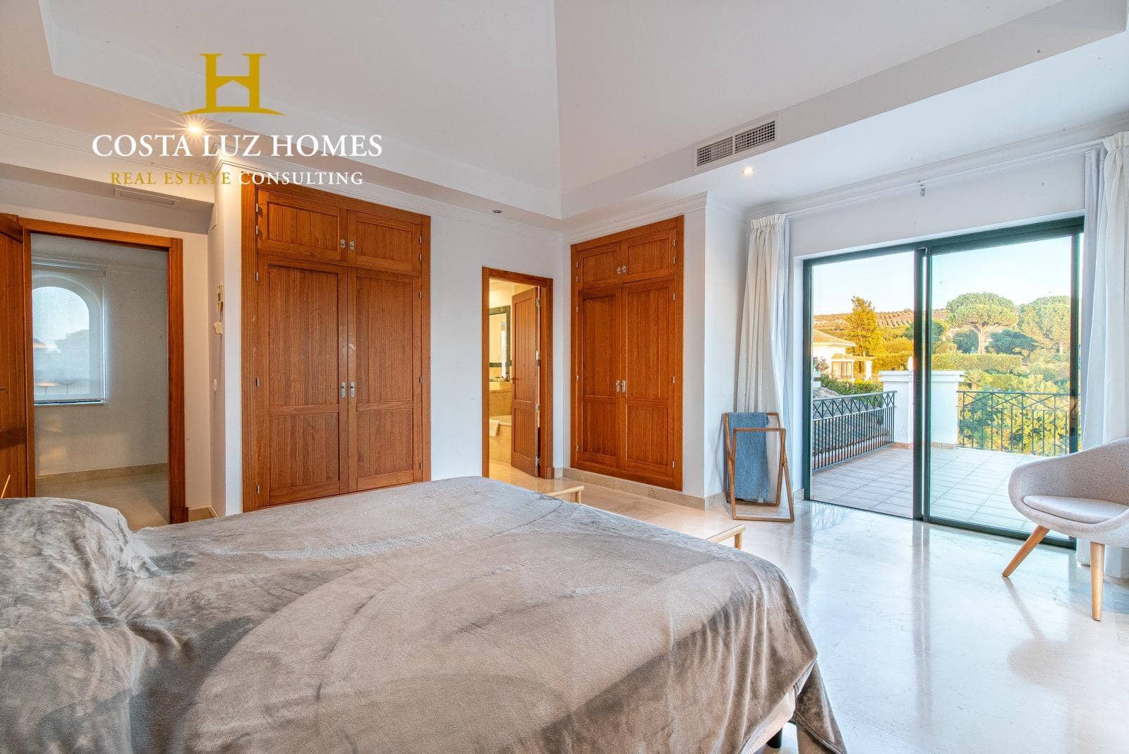 4 soverom Villa til salgs i Arcos de la Frontera med svømmebasseng garasje - € 810 000 (Ref: 9264654)