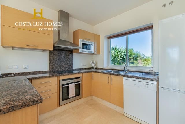 2 bedroom Terraced Villa for sale in Arcos de la Frontera with pool - € 250,000 (Ref: 9330746)