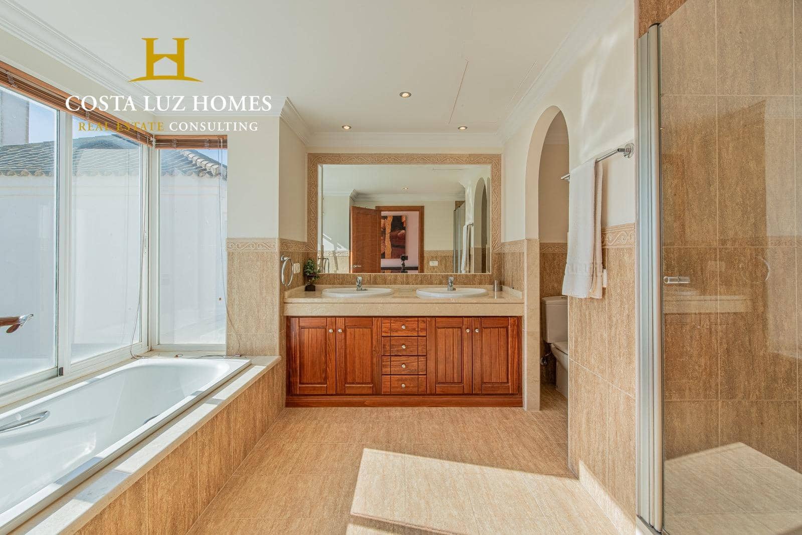 2 sypialnia Dom szeregowy na sprzedaż w Arcos de la Frontera z basenem - 250 000 € (Ref: 9330746)