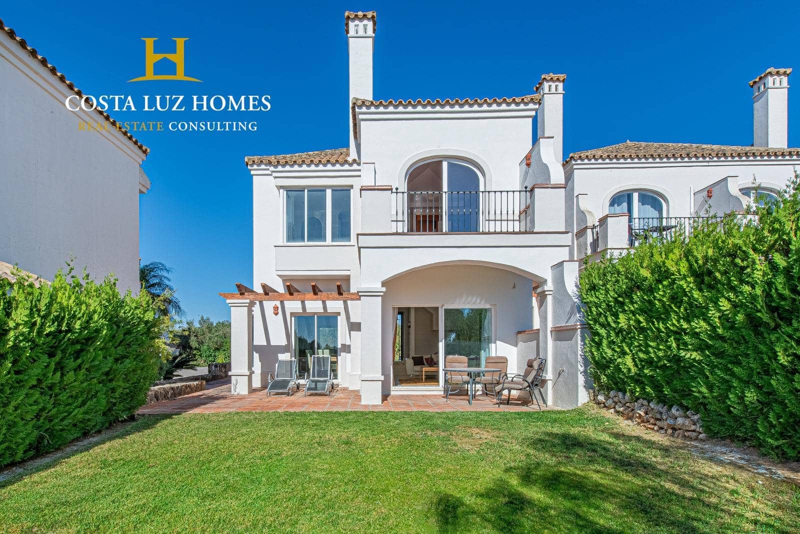 2 sypialnia Dom szeregowy na sprzedaż w Arcos de la Frontera z basenem - 250 000 € (Ref: 9330746)