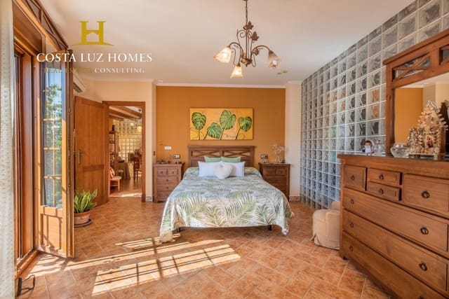 4 soveværelse Villa til salg i Arcos de la Frontera med swimmingpool garage - € 485.000 (Ref: 9524412)