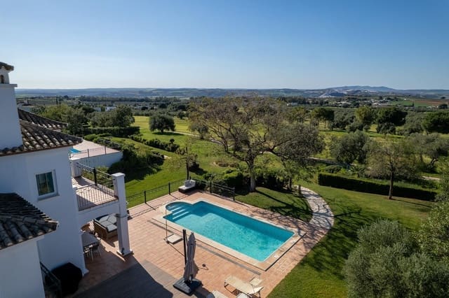 5 bedroom Villa for sale in Arcos de la Frontera with pool garage - € 625,000 (Ref: 9732229)