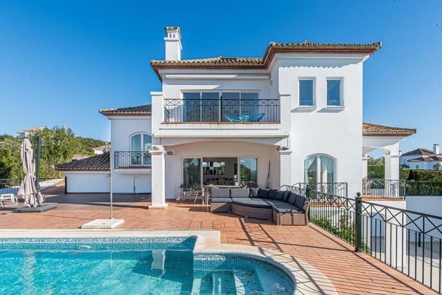 5 bedroom Villa for sale in Arcos de la Frontera with pool garage - € 625,000 (Ref: 9732229)