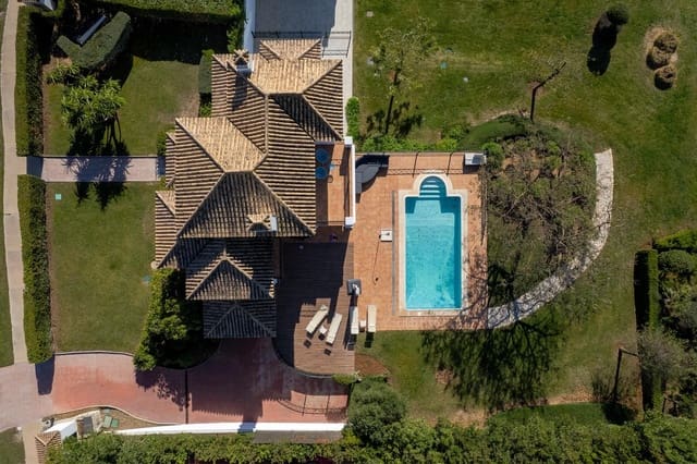 5 bedroom Villa for sale in Arcos de la Frontera with pool garage - € 625,000 (Ref: 9732229)