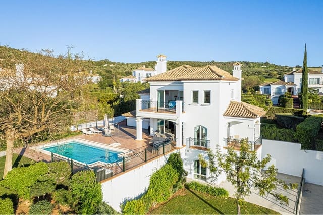 5 bedroom Villa for sale in Arcos de la Frontera with pool garage - € 625,000 (Ref: 9732229)