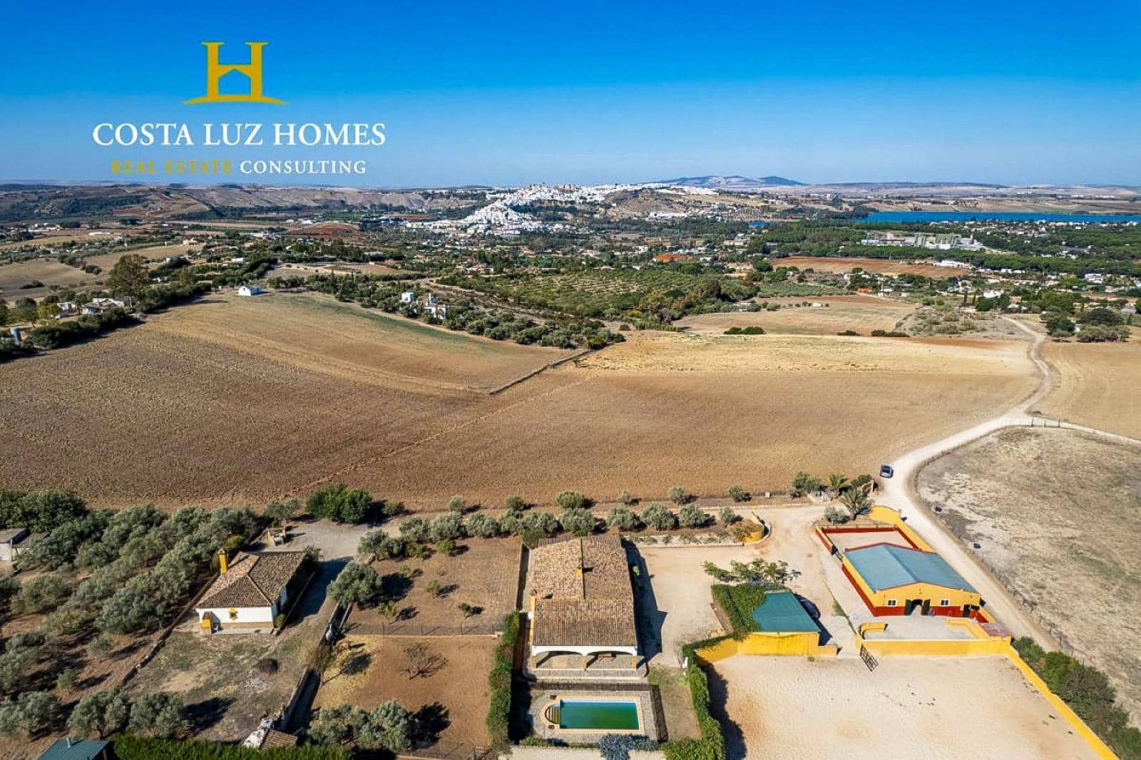 5 soveværelse Finca/Landehus til salg i Arcos de la Frontera med swimmingpool - € 450.000 (Ref: 9791150)