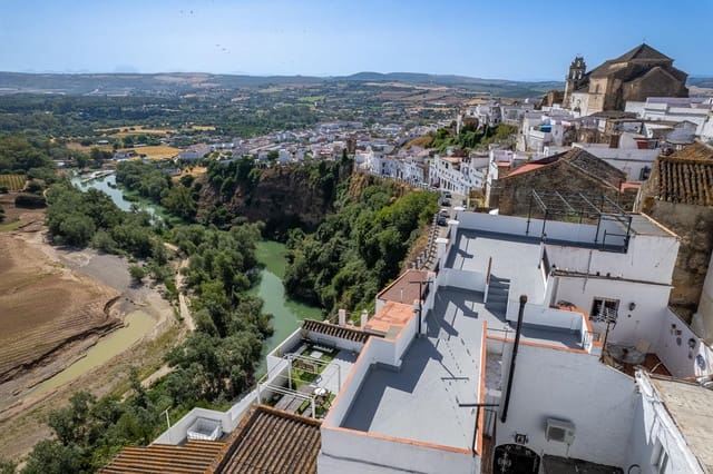 5 soverom Hus til salgs i Arcos de la Frontera med garasje - € 185 000 (Ref: 9920531)