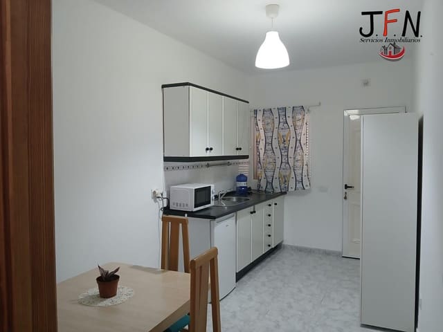1 soverom Leilighet til leie i Antigua - € 540 (Ref: 10030672)