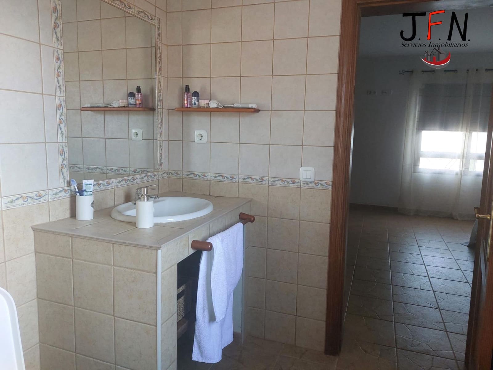 3 soveværelse Finca/Landehus til leje i Tetir - € 1.600 (Ref: 10034088)