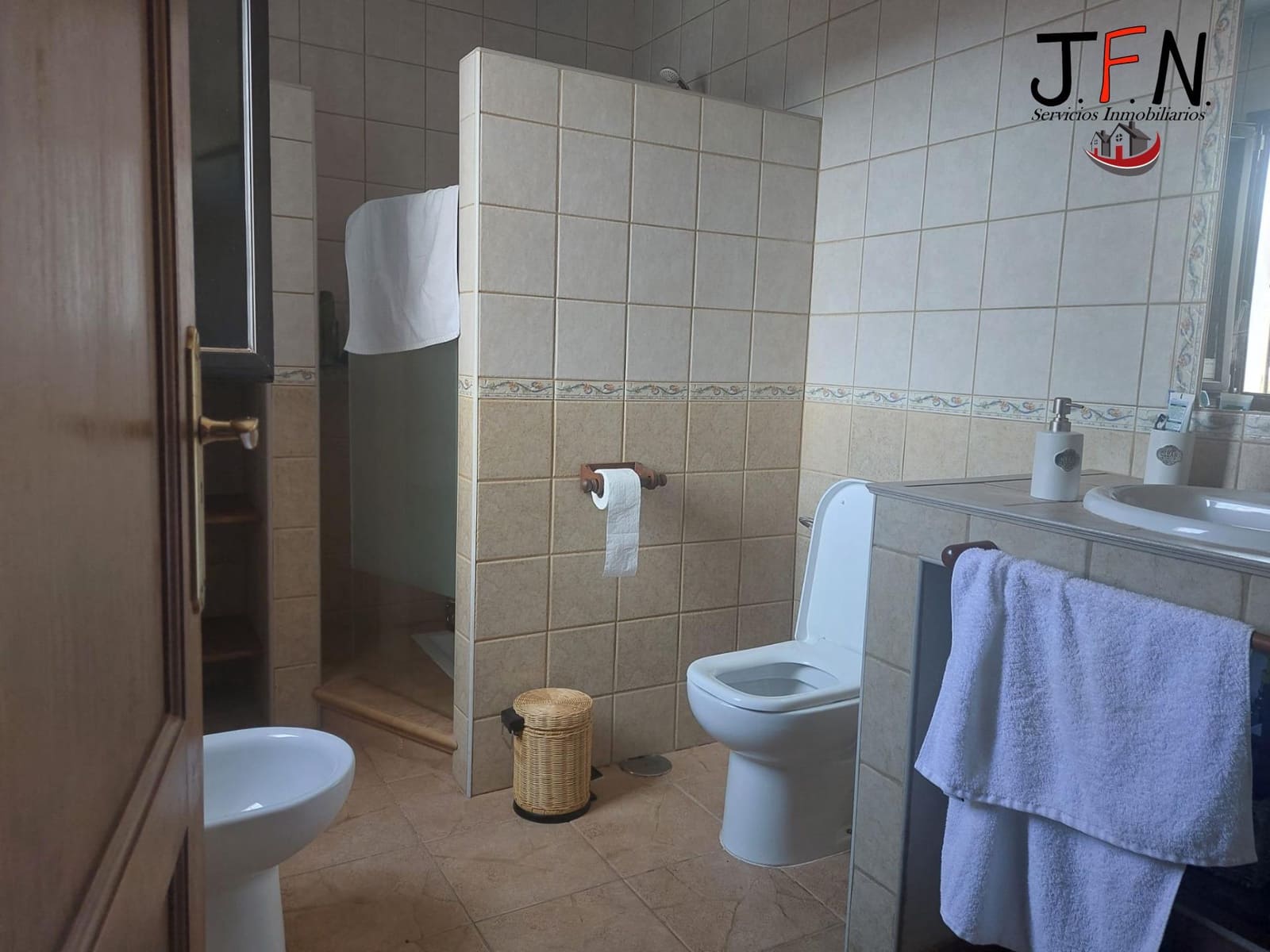 3 soveværelse Finca/Landehus til leje i Tetir - € 1.600 (Ref: 10034088)