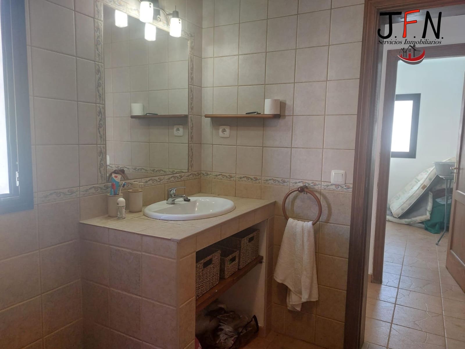 3 soveværelse Finca/Landehus til leje i Tetir - € 1.600 (Ref: 10034088)