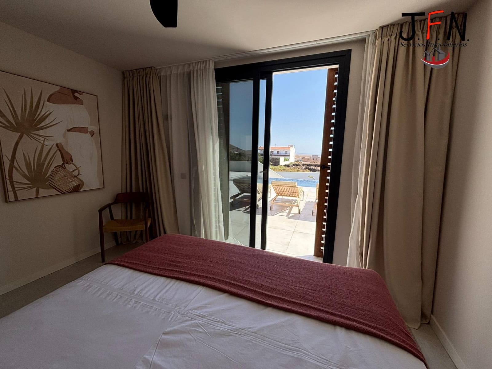 3 slaapkamer Villa te koop in El Cotillo met zwembad - € 1.100.000 (Ref: 10043137)