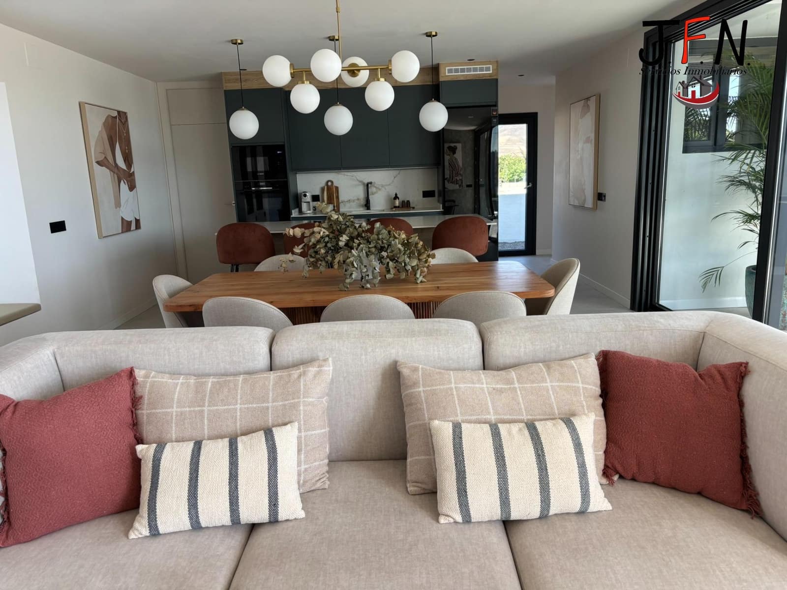3 slaapkamer Villa te koop in El Cotillo met zwembad - € 1.100.000 (Ref: 10043137)