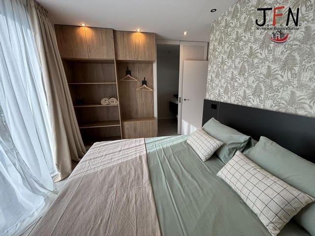 3 slaapkamer Villa te koop in El Cotillo, La Oliva met zwembad - € 1.100.000 (Ref: 10043137)