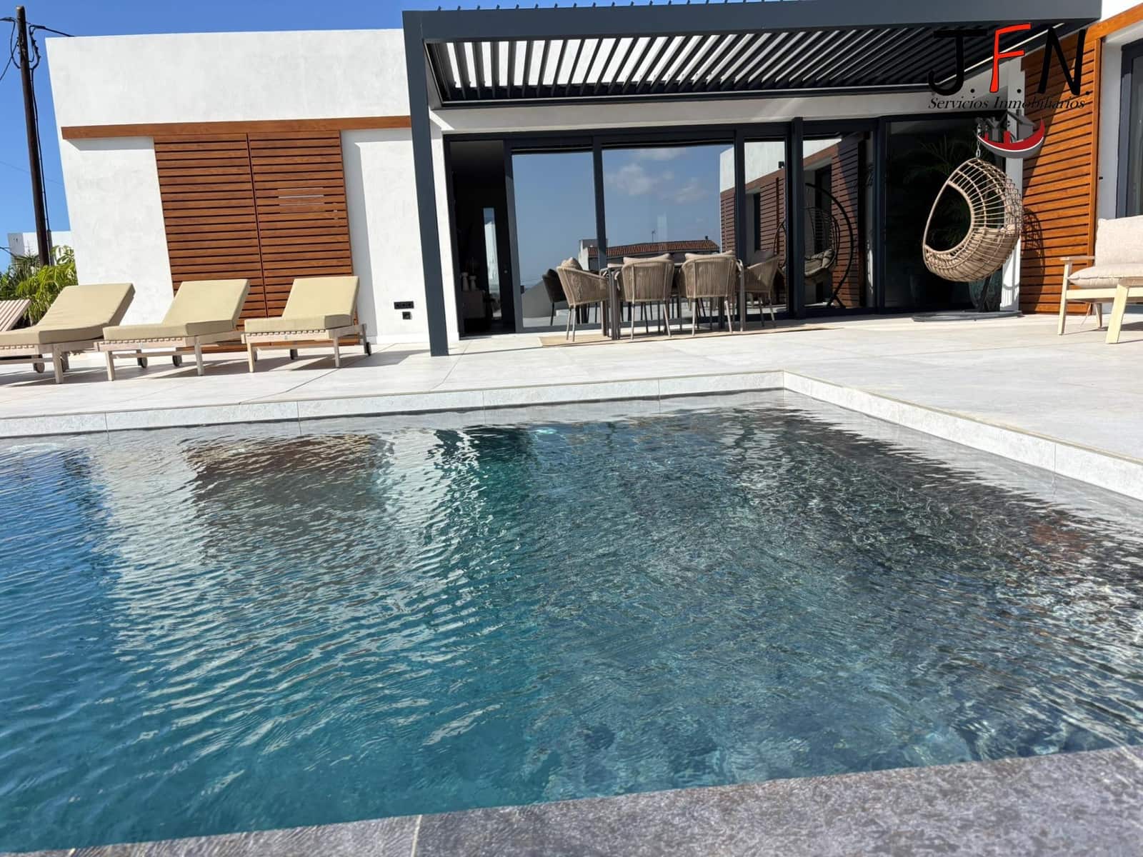 3 slaapkamer Villa te koop in El Cotillo met zwembad - € 1.100.000 (Ref: 10043137)