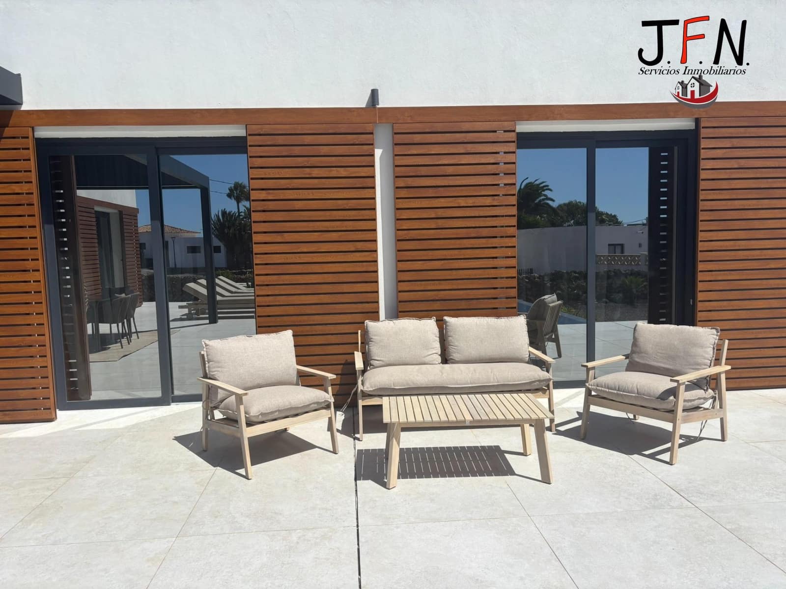 3 slaapkamer Villa te koop in El Cotillo met zwembad - € 1.100.000 (Ref: 10043137)