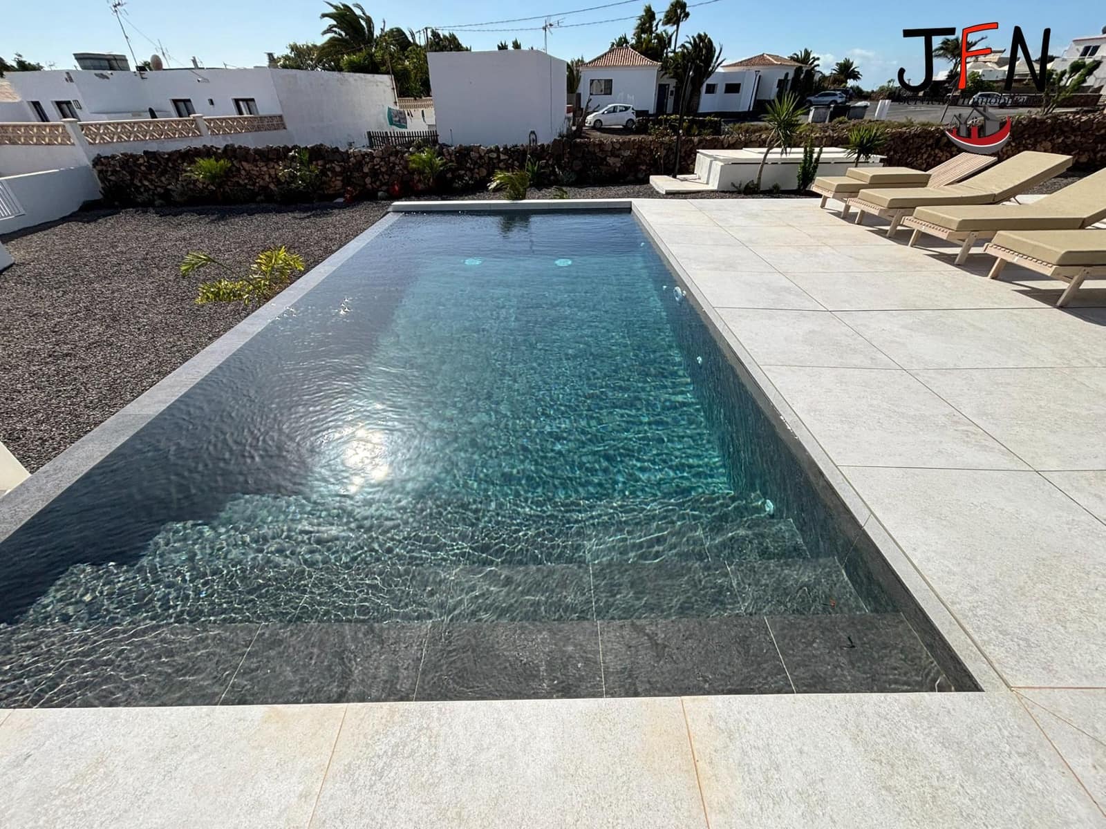 3 slaapkamer Villa te koop in El Cotillo met zwembad - € 1.100.000 (Ref: 10043137)