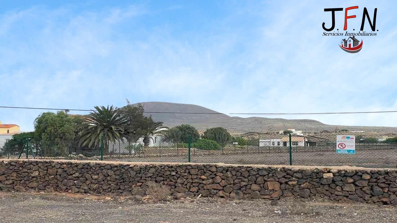Bauplatz zu verkaufen in La Oliva - 165.000 € (Ref: 10049422)
