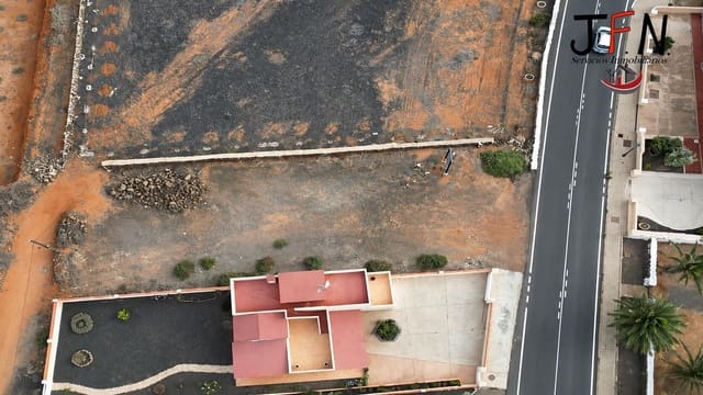 Bauplatz zu verkaufen in La Oliva - 165.000 € (Ref: 10049422)