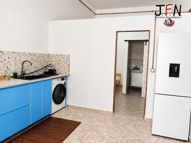 Local Comercial en Puerto del Rosario en venta - 92.000 € (Ref: 10059253)