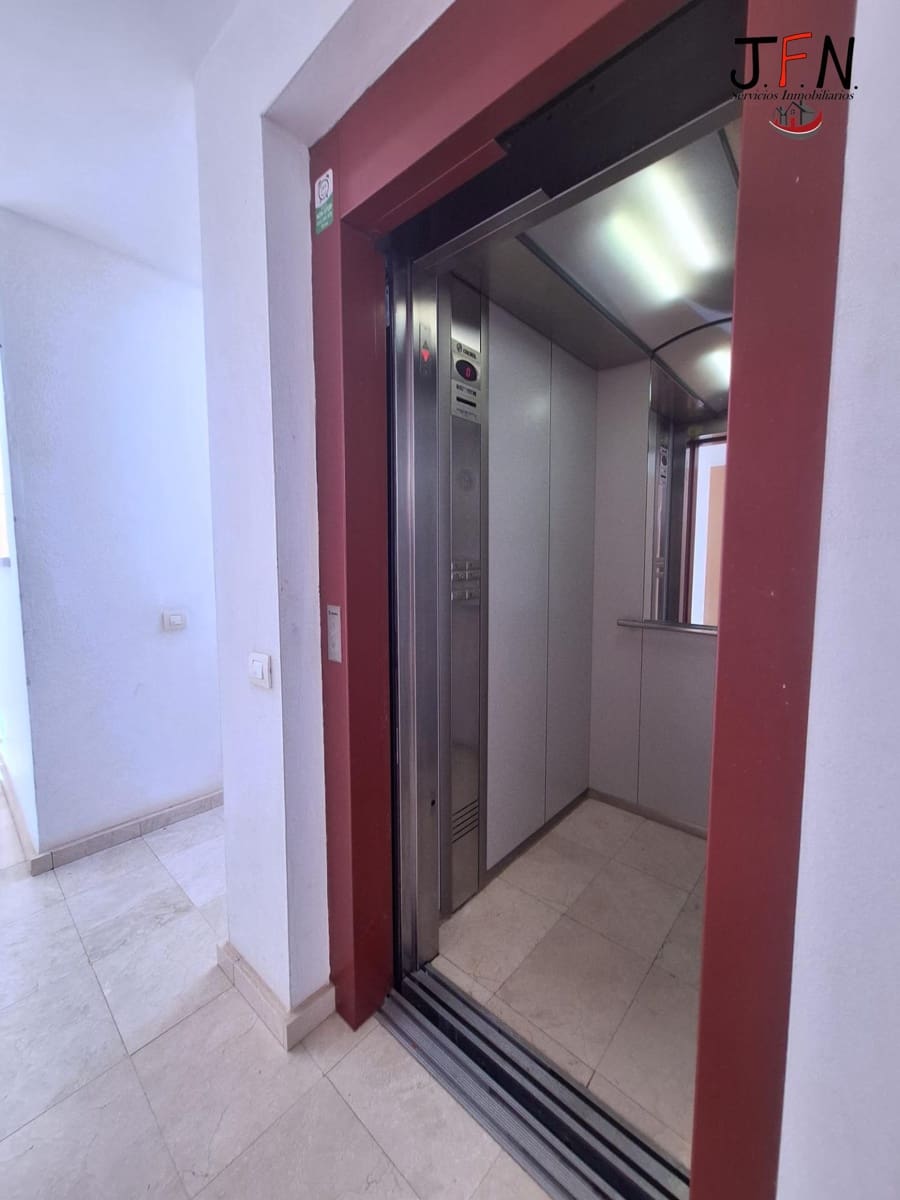 3 bedroom Apartment for sale in Puerto del Rosario with garage - € 224,500 (Ref: 10098541)