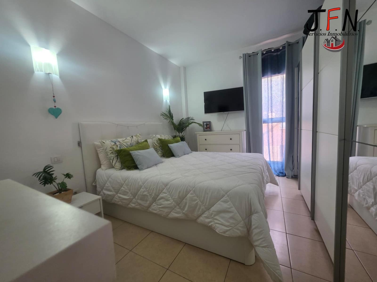3 bedroom Apartment for sale in Puerto del Rosario with garage - € 224,500 (Ref: 10098541)