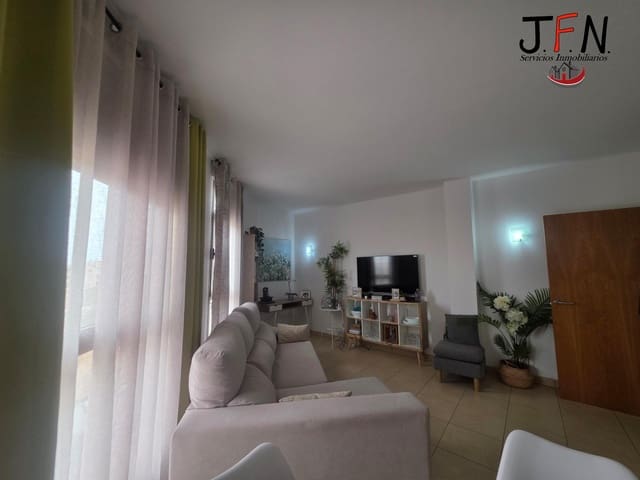 3 bedroom Apartment for sale in Puerto del Rosario with garage - € 224,500 (Ref: 10098541)