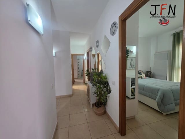 3 bedroom Apartment for sale in Puerto del Rosario with garage - € 224,500 (Ref: 10098541)