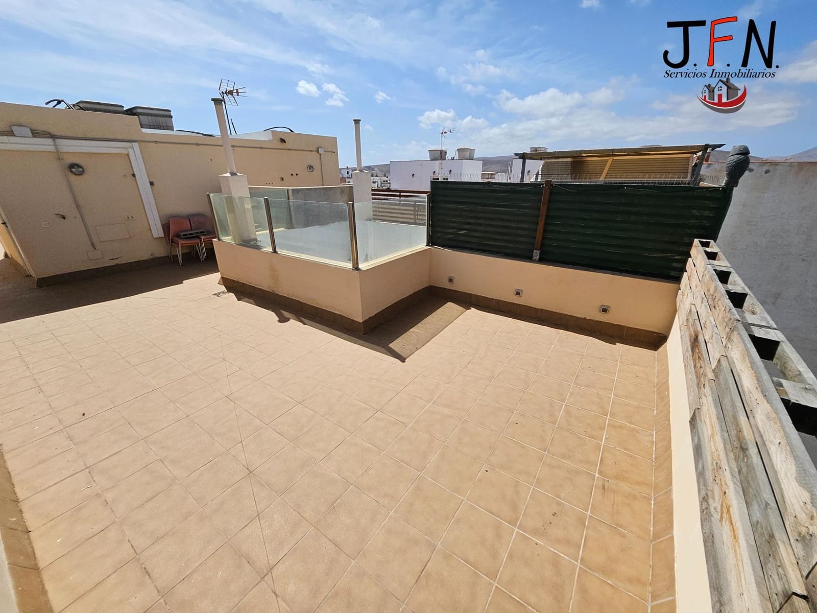 2 bedroom Apartment for sale in Puerto del Rosario - € 190,000 (Ref: 10098542)