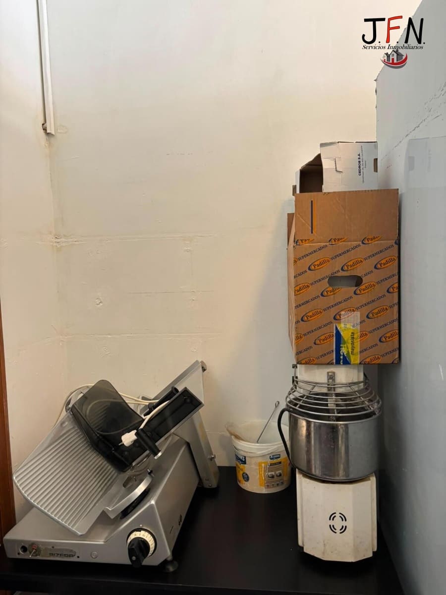 Commercial for sale in El Cotillo - € 59,000 (Ref: 10109793)