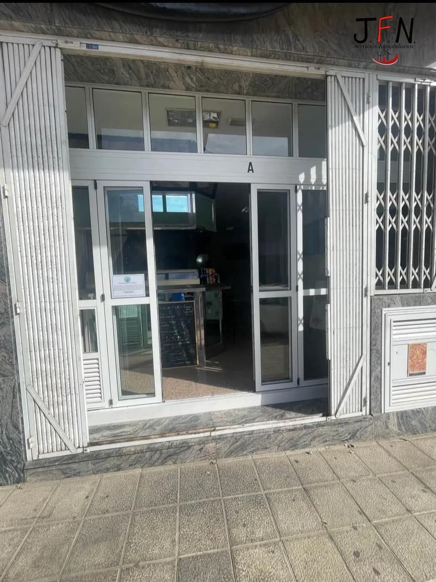 Commercial for sale in Puerto del Rosario - € 25,000 (Ref: 10129687)