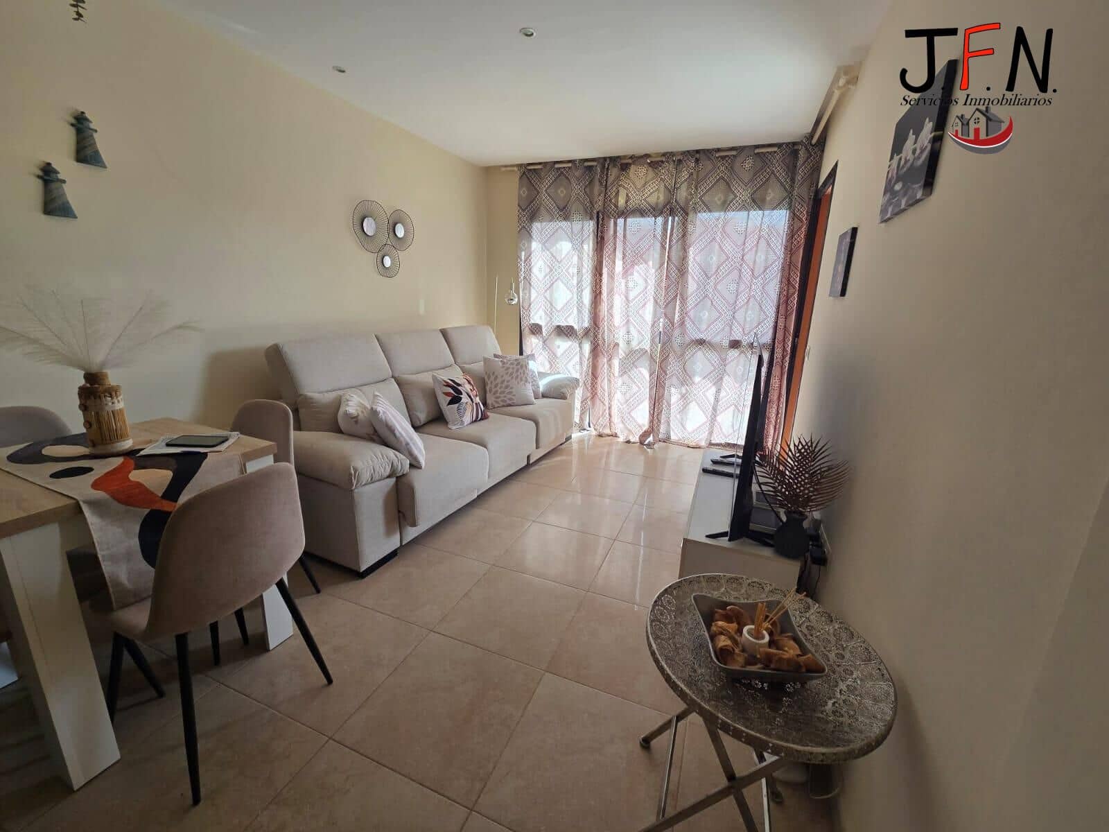 1 bedroom Apartment for sale in Caleta de Fuste with pool - € 177,000 (Ref: 10147254)