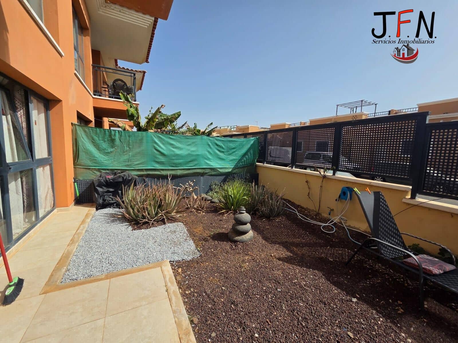 1 bedroom Apartment for sale in Caleta de Fuste with pool - € 177,000 (Ref: 10147254)