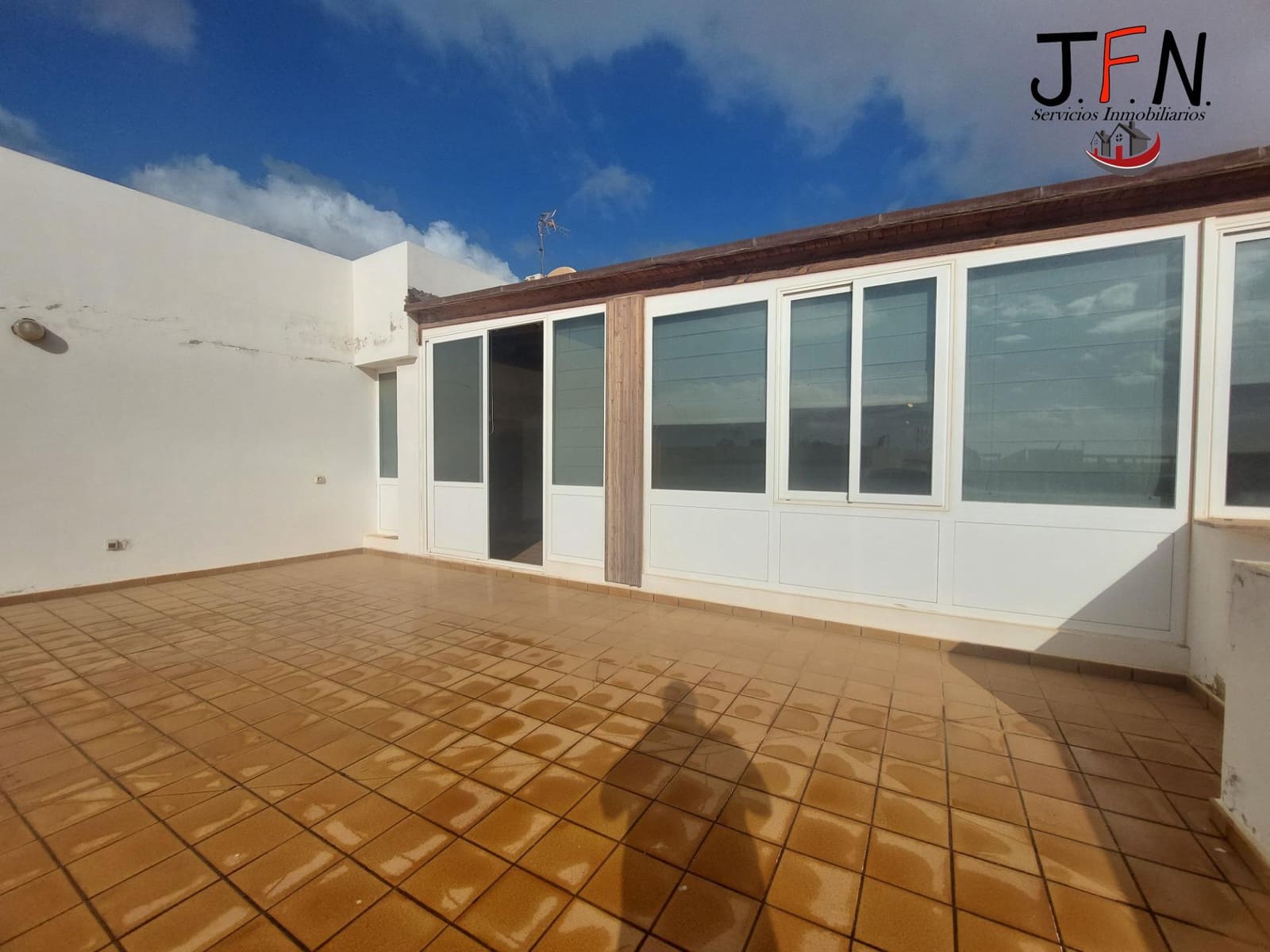 2 slaapkamer Penthouse te koop in Puerto del Rosario - € 299.000 (Ref: 10148893)