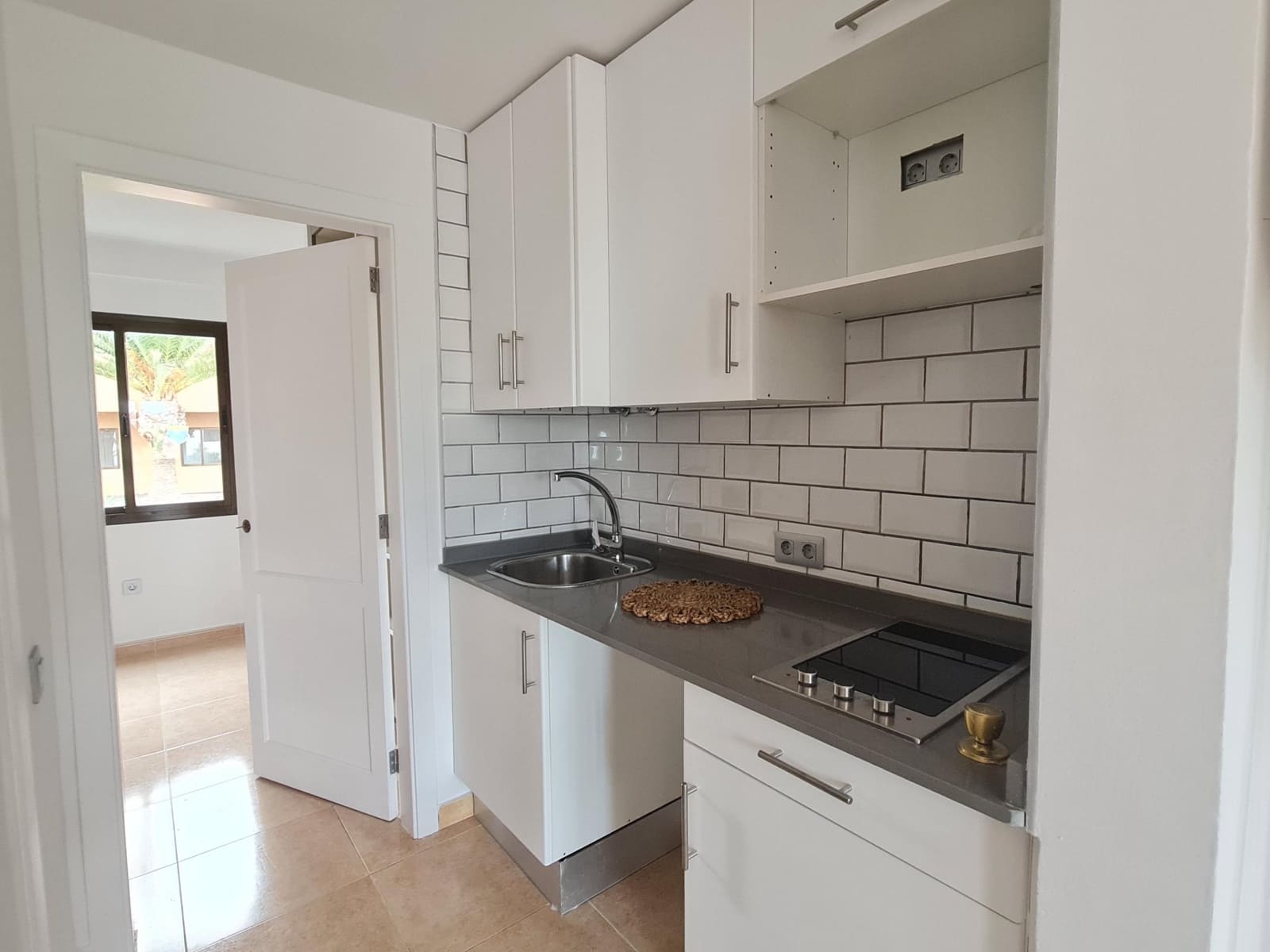 2 bedroom Apartment for sale in Corralejo - € 195,000 (Ref: 9062466)