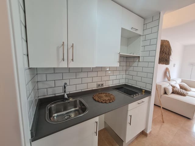 2 soveværelse Lejlighed til salg i Corralejo, La Oliva - € 195.000 (Ref: 9062466)