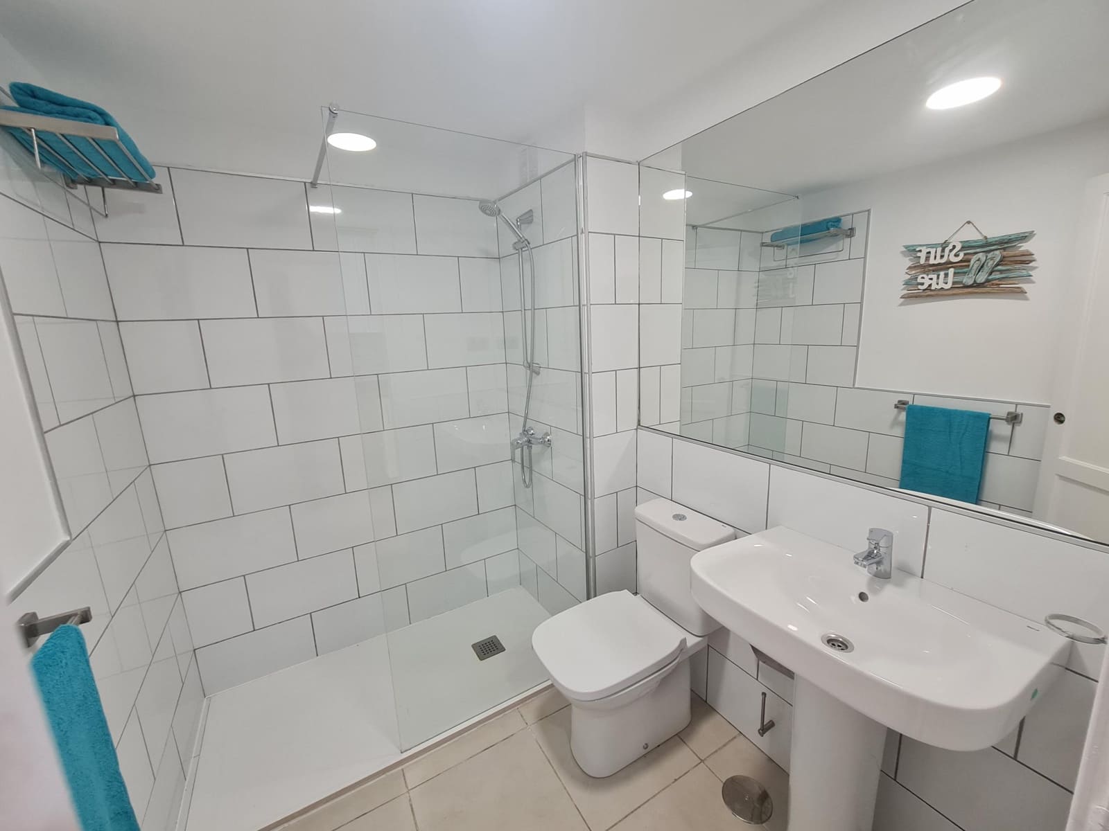 2 bedroom Apartment for sale in Corralejo - € 195,000 (Ref: 9062466)