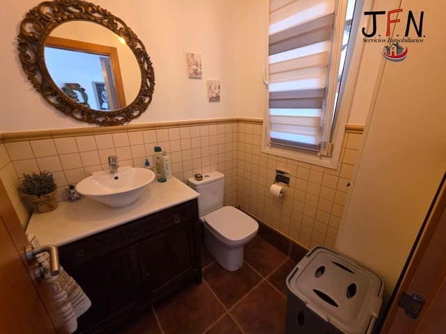 3 quarto Moradia em Banda para venda em Corralejo, La Oliva com piscina - 320 000 € (Ref: 9062474)